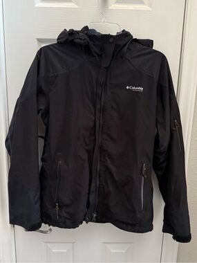 Women’s Columbia Black Hooded Titanium Shell‎ Jacket